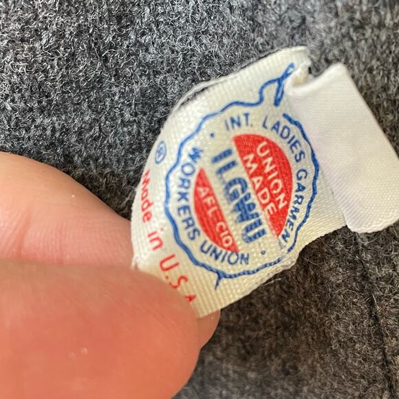 Vintage Bonnie Cashin Rain Coat Classic Red Grey Toggle Button Union Made READ - Picture 9 of 16